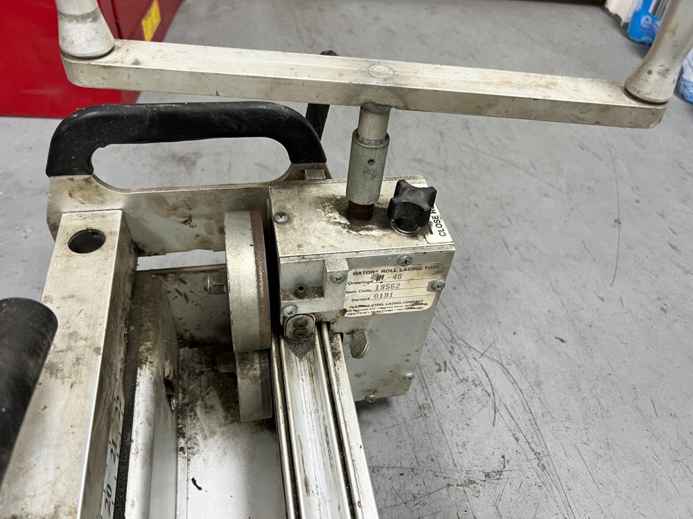 👀 FLEXCO 48" GATOR ROLL LACING TOOL RL-48
