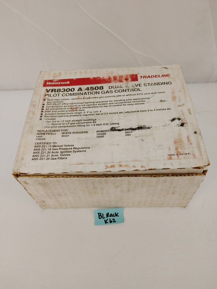 Honeywell VR8300A4508 Gas Valve (WORN BOX, UNUSED)