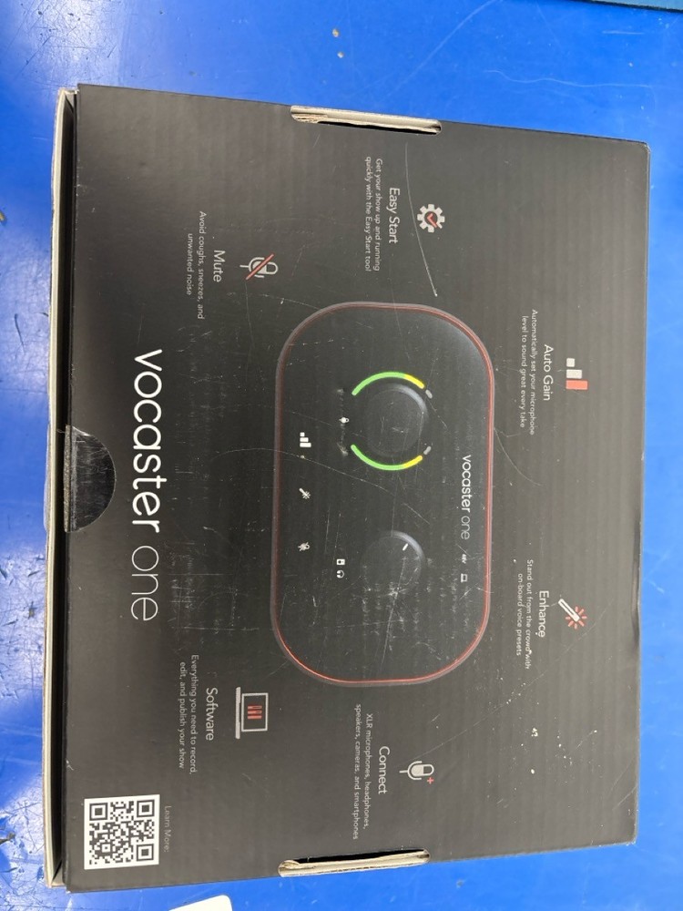 VOCASTER ONE PODCAST INTERFACE (C26032370)