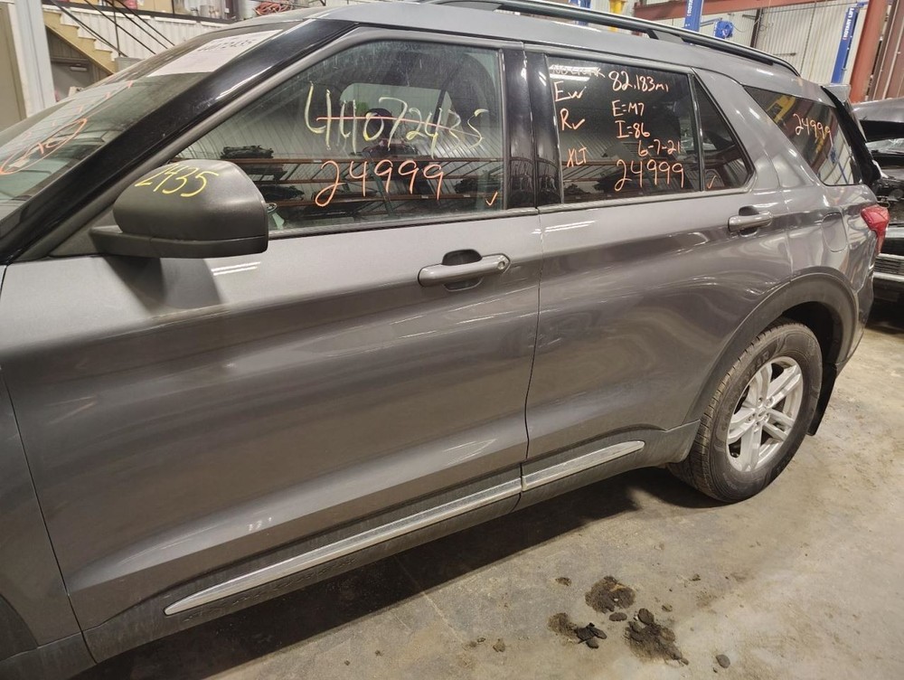 Camera/Projector Camera Windshield Mounted Fits 20-24 AVIATOR 1538084