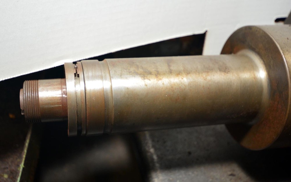 Heald Red Head Spindle (Inv.38777)