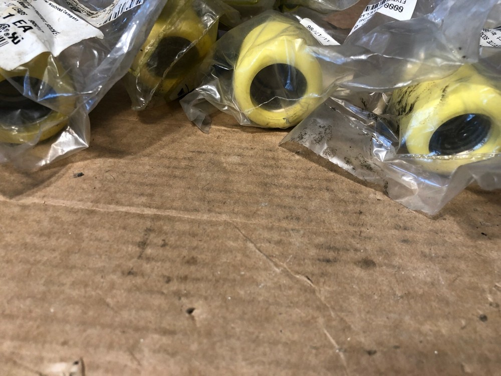 Daniel Woodhead, Watertite Pigtail Socket, #600