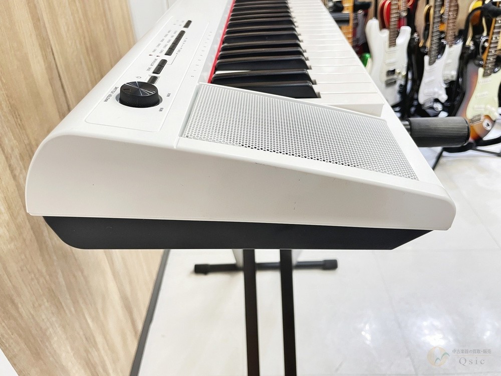 Yamaha Electronic Piano Np-12 Keyboard Used