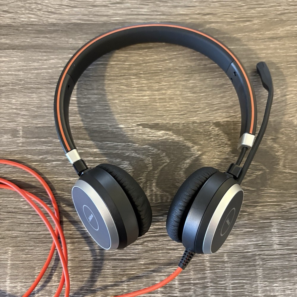 Jabra Evolve 40 Stereo Headset + Controller MS Teams HSC017 + ENC010 Barely Used