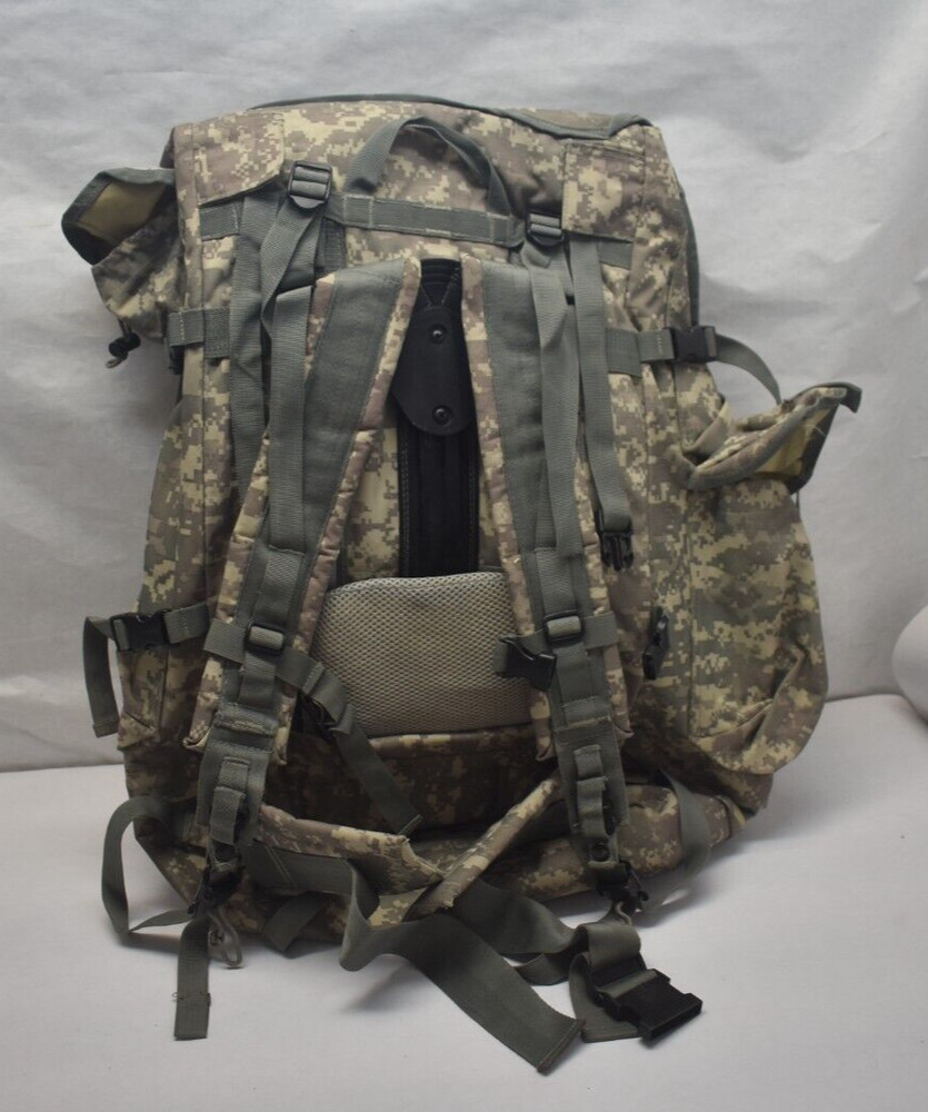 Military Combat Field Pack Load Carrying Backpack Outer Metal Frame Digital Camo