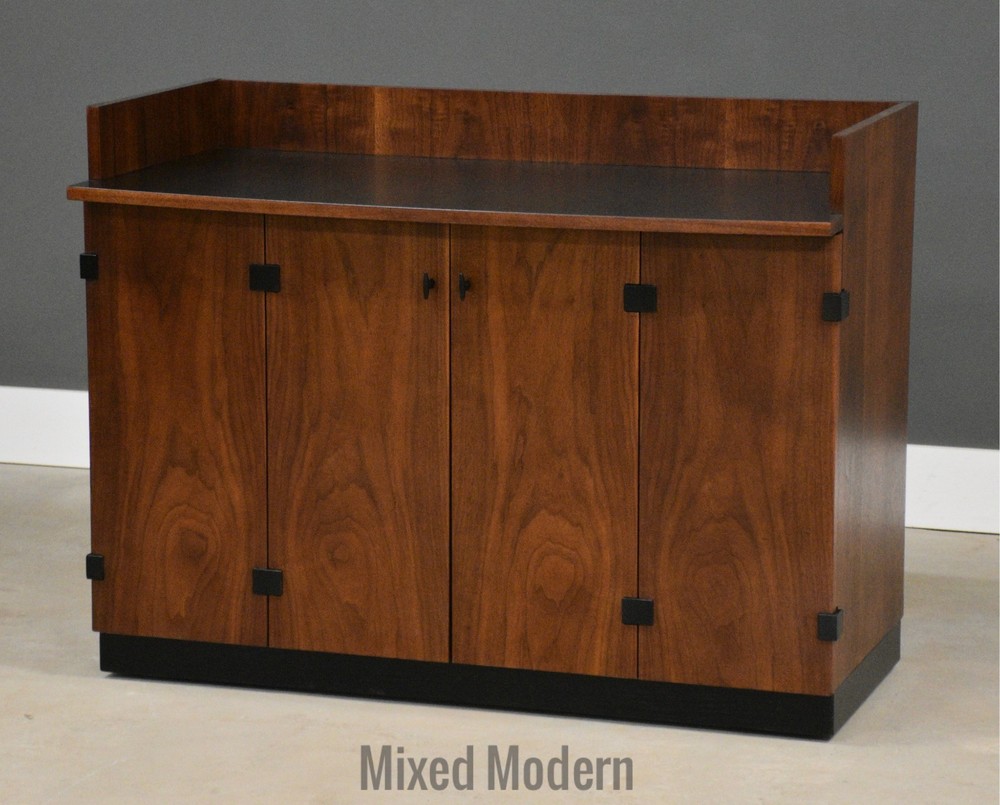 Refinished Walnut Bar by Milo Baughman for Directional