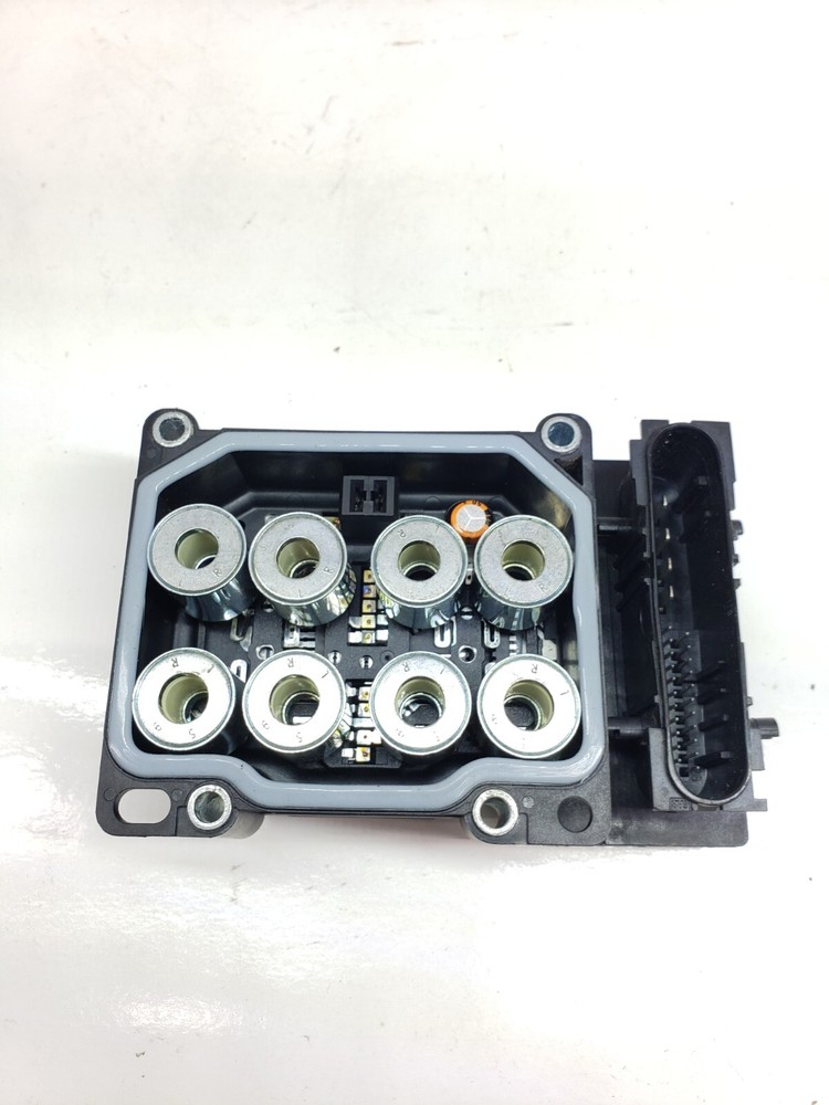 0265800432 2005-2009 TOYOTA AVALON ABS PUMP CONTROL MODULE OEM TESTED
