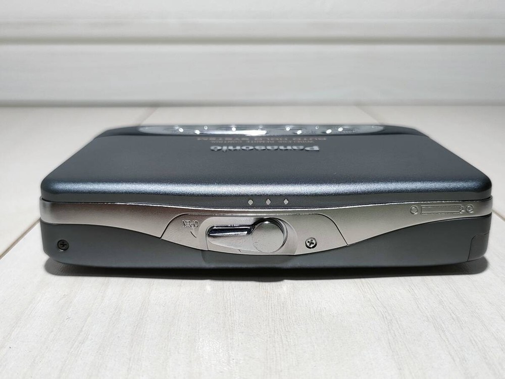 Panasonic RQ-S95 Portable Cassette Player
