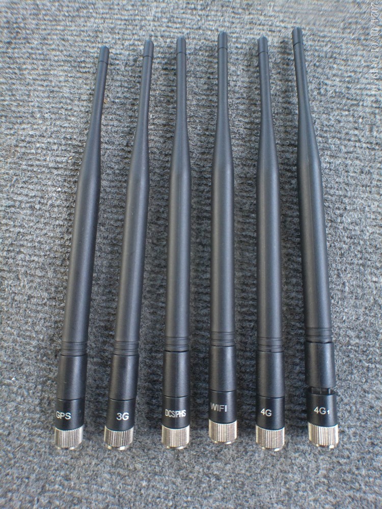 Antennas set for radio amateurs