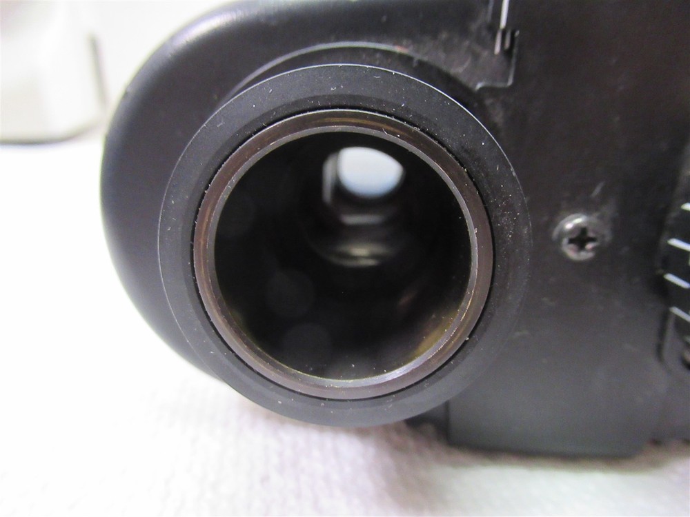 Leica CME Microscope Binocular Head with No Eyepieces