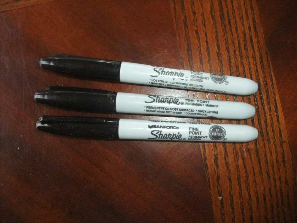 Sharpie Premium Permanent Fine Point Marker Black (3 Markers) # 7