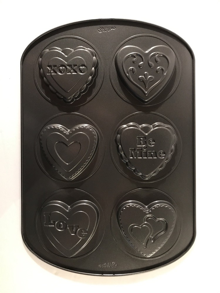 Wilton Valentine’s Cookie Sheet(16.5” by 11”)EUC