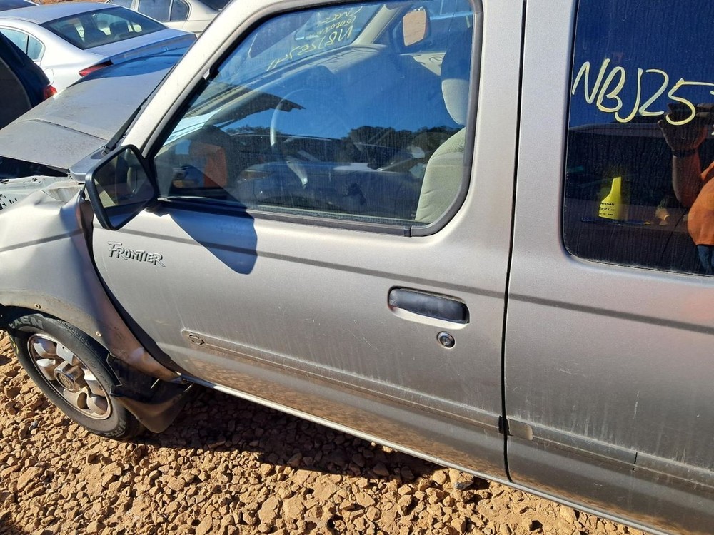 Fuse Box Engine King Cab VIN E 4th Digit VG33E Fits 00-01 FRONTIER 4828430