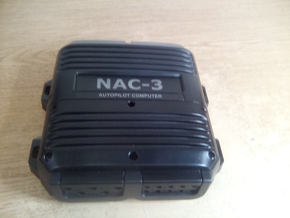 Simrad NAC-3 Autopilot Computer