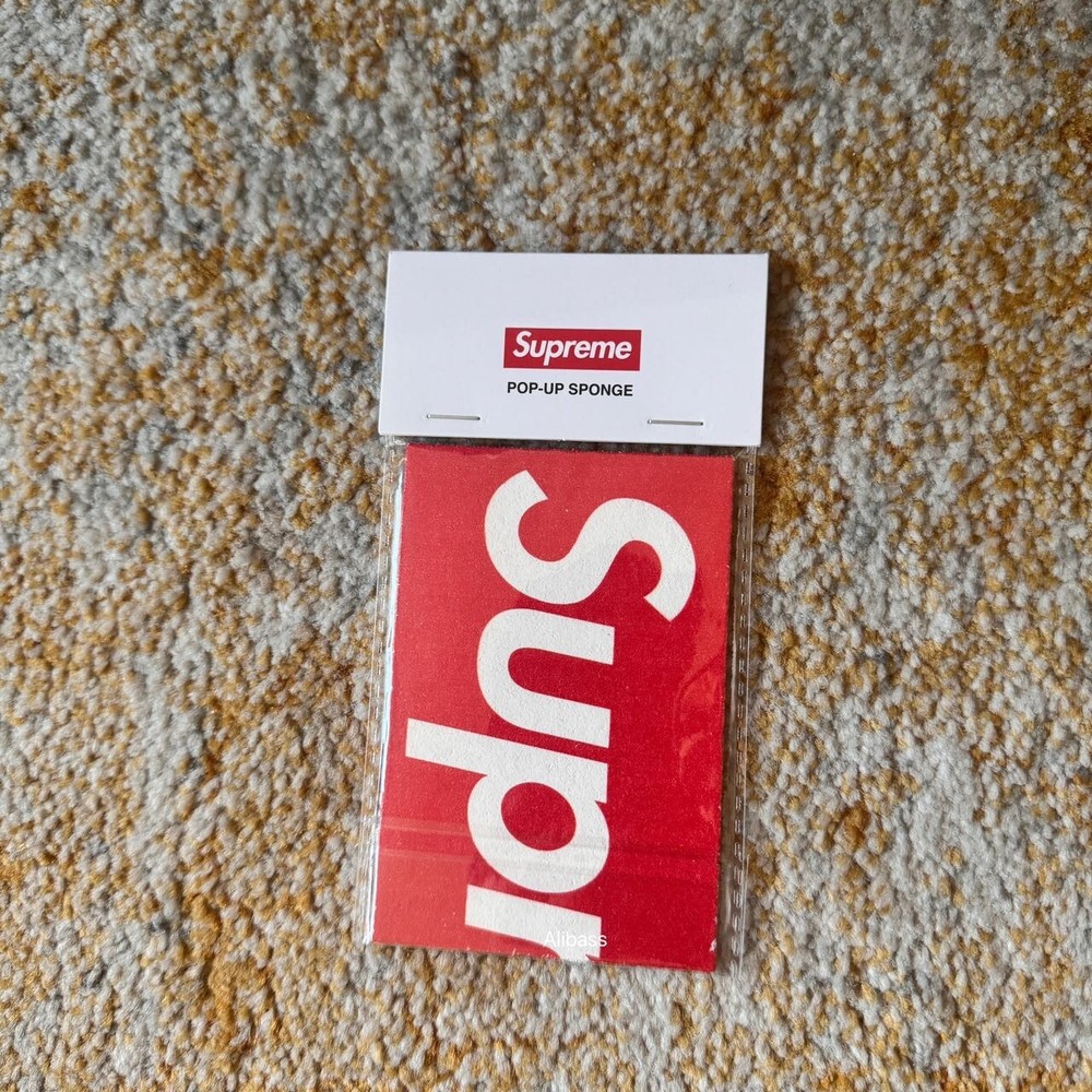 SUPREME SS25 POP-UP SPONGE RED BOX LOGO