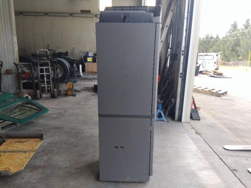 Replaces NA 2017 PETERBILT 579 SLEEPER CLOSET , MN