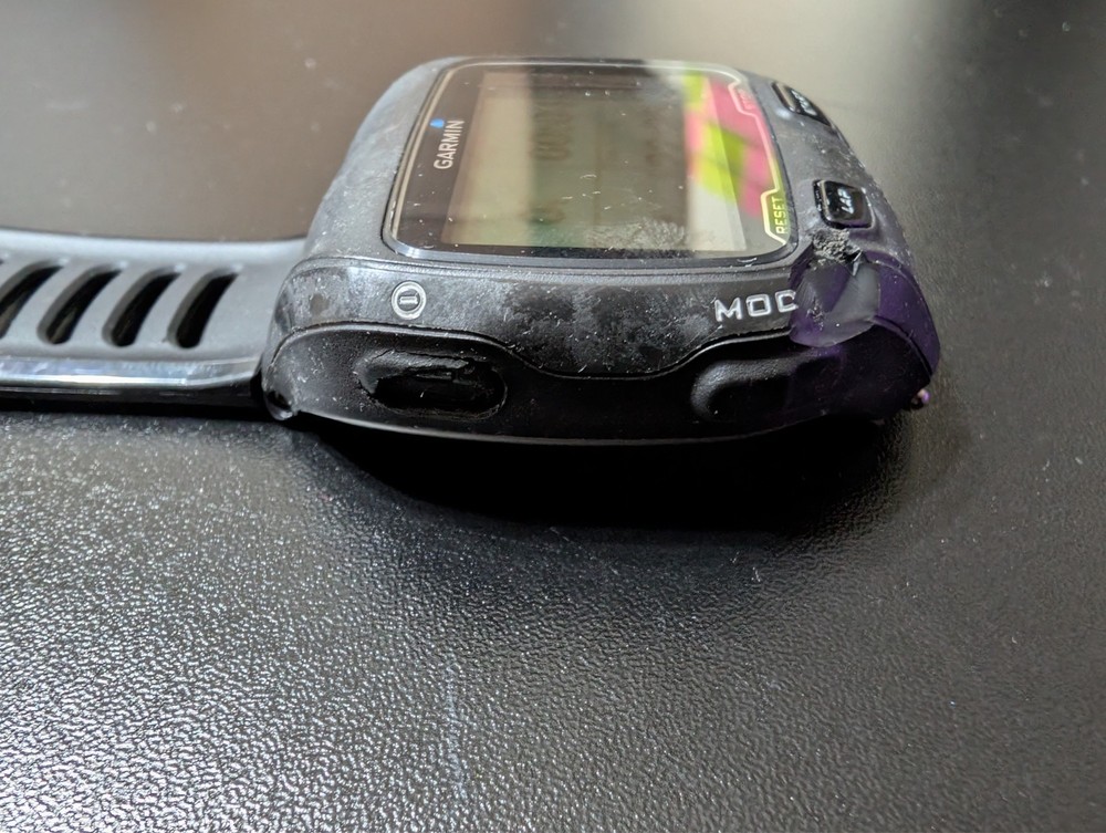Garmin Forerunner 910XT GPS Watch – Broken Strap & Button Seal – Box + HR