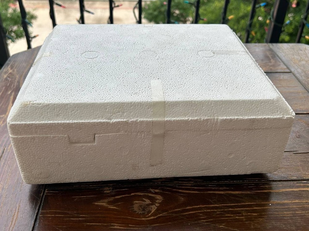 Apple Macintosh System Software Version 6.0.4 HyperCard. Program disks Use Guide