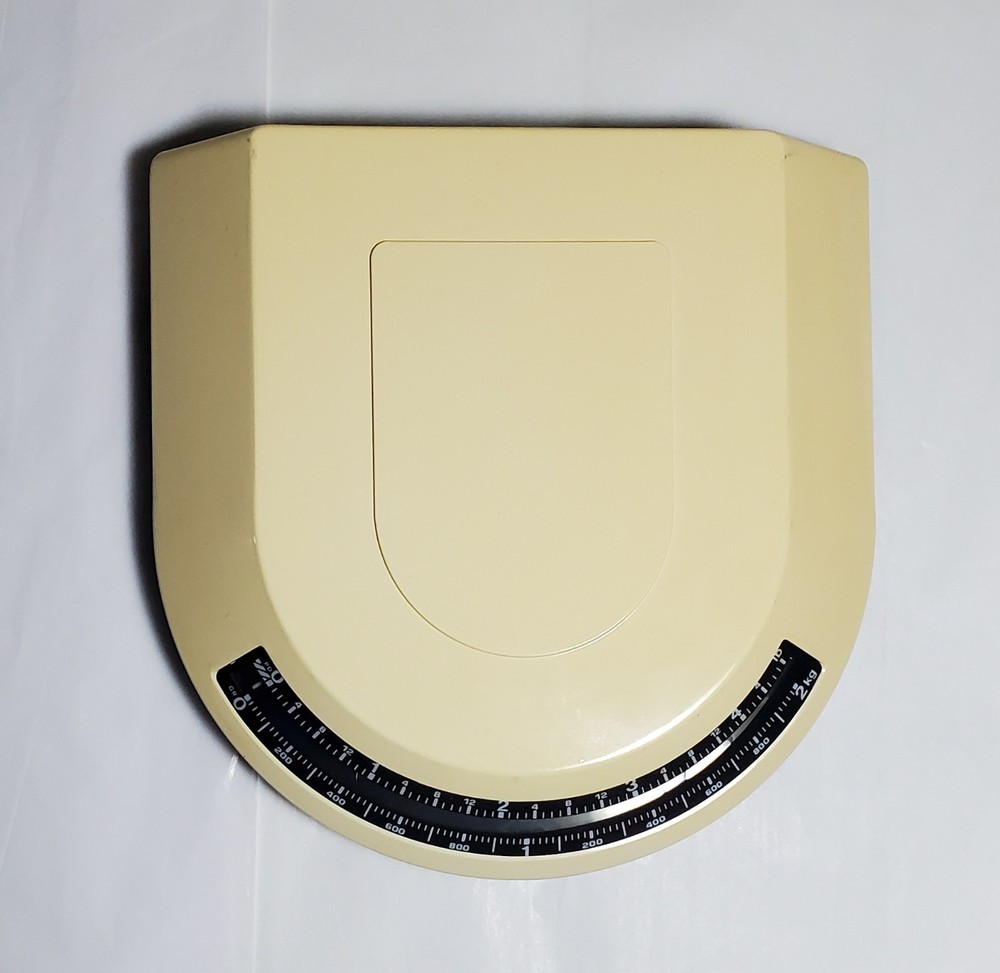 Guzzini Lady B Kitchen Scale - Designer 80s Vintage