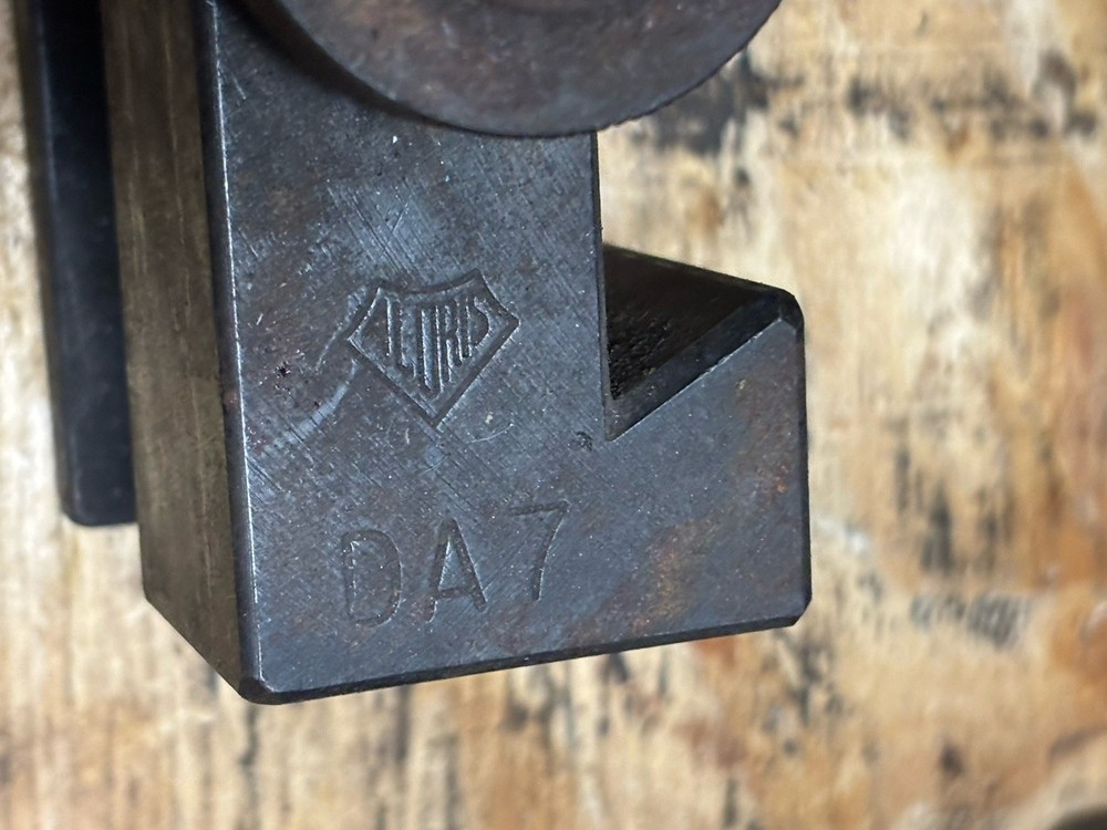 Aloris DA Quick Change Tool Post With 7 Tool Holders Turning Boring Parting