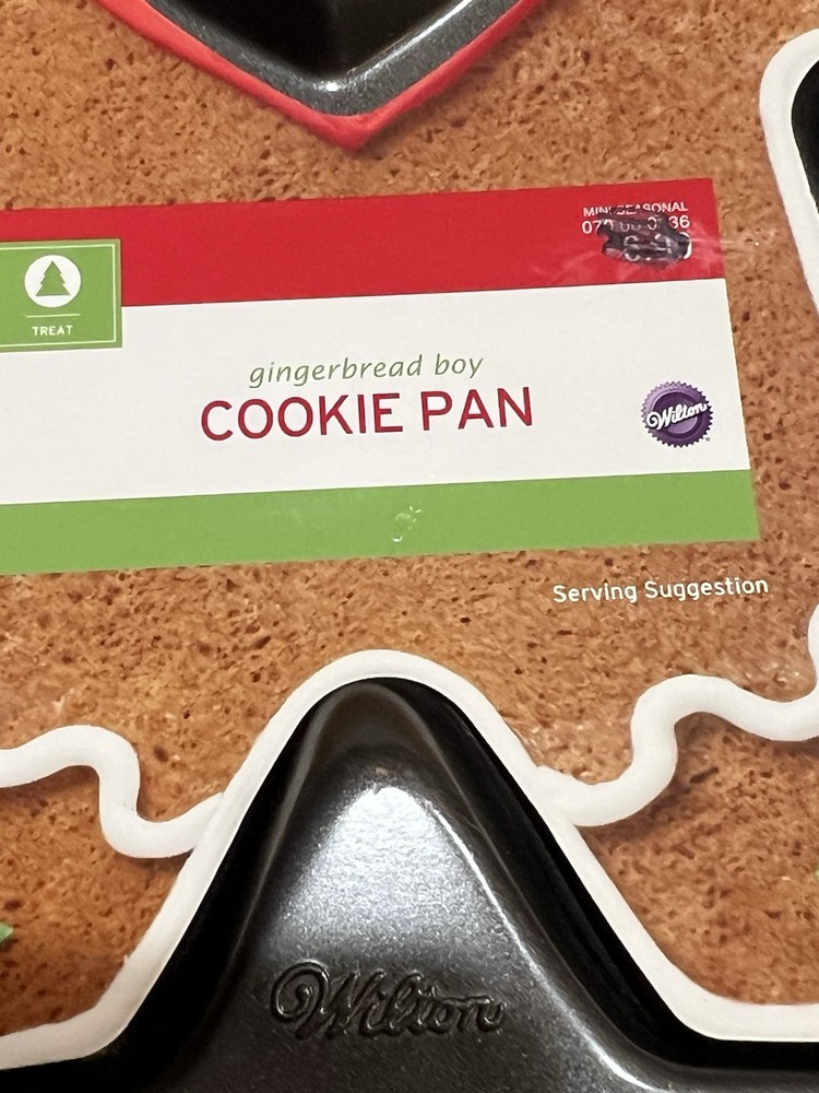 Gingerbread Pan Wilton Industries, Inc.