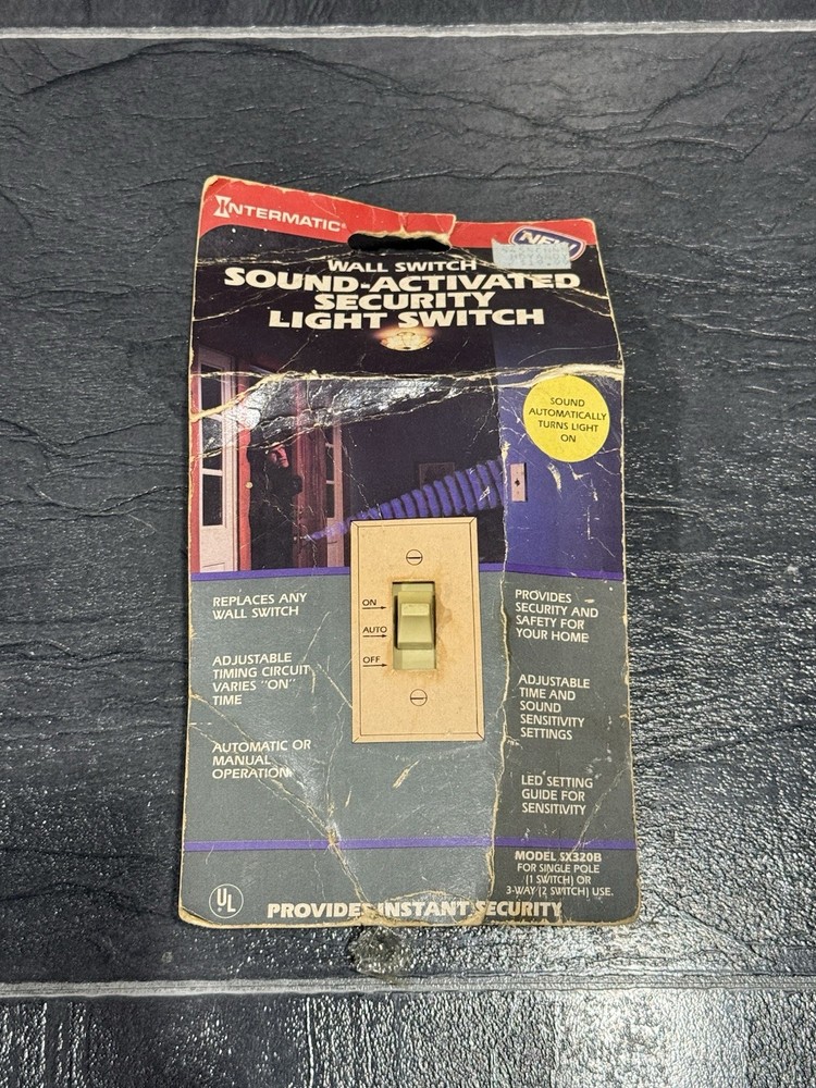 NEW Intermatic Sound Activated Security Light Wall Switch SX320B NOS