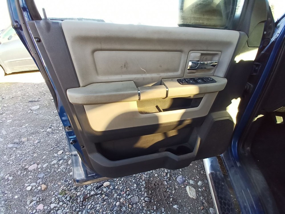 Jack w/Tools from 2011 Dodge Ram 1500 12625463