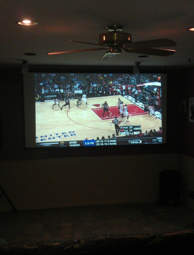 HD Projector Projection Screen Paint BEST SCREEN NOW AVAILABLE ON EBAY!!!