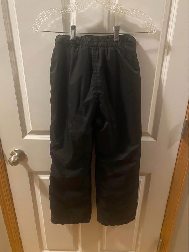 Youth Snow Pants size 10/12 black