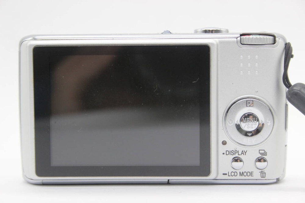 Mint-Panasonic Lumix DMC-FX07 Digital Camera Silver English available