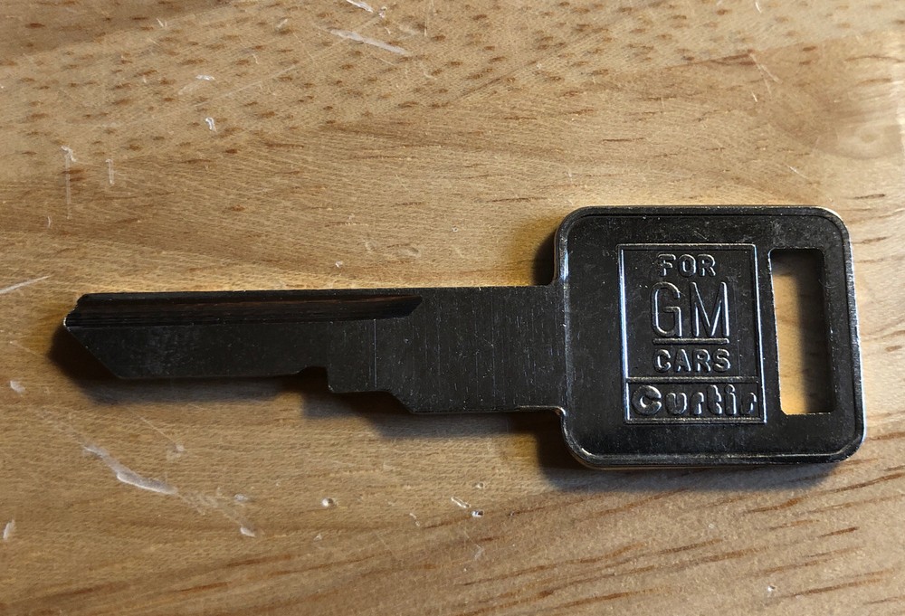 GM BLANK KEYS B-77 UNCUT CURTIS KEYS