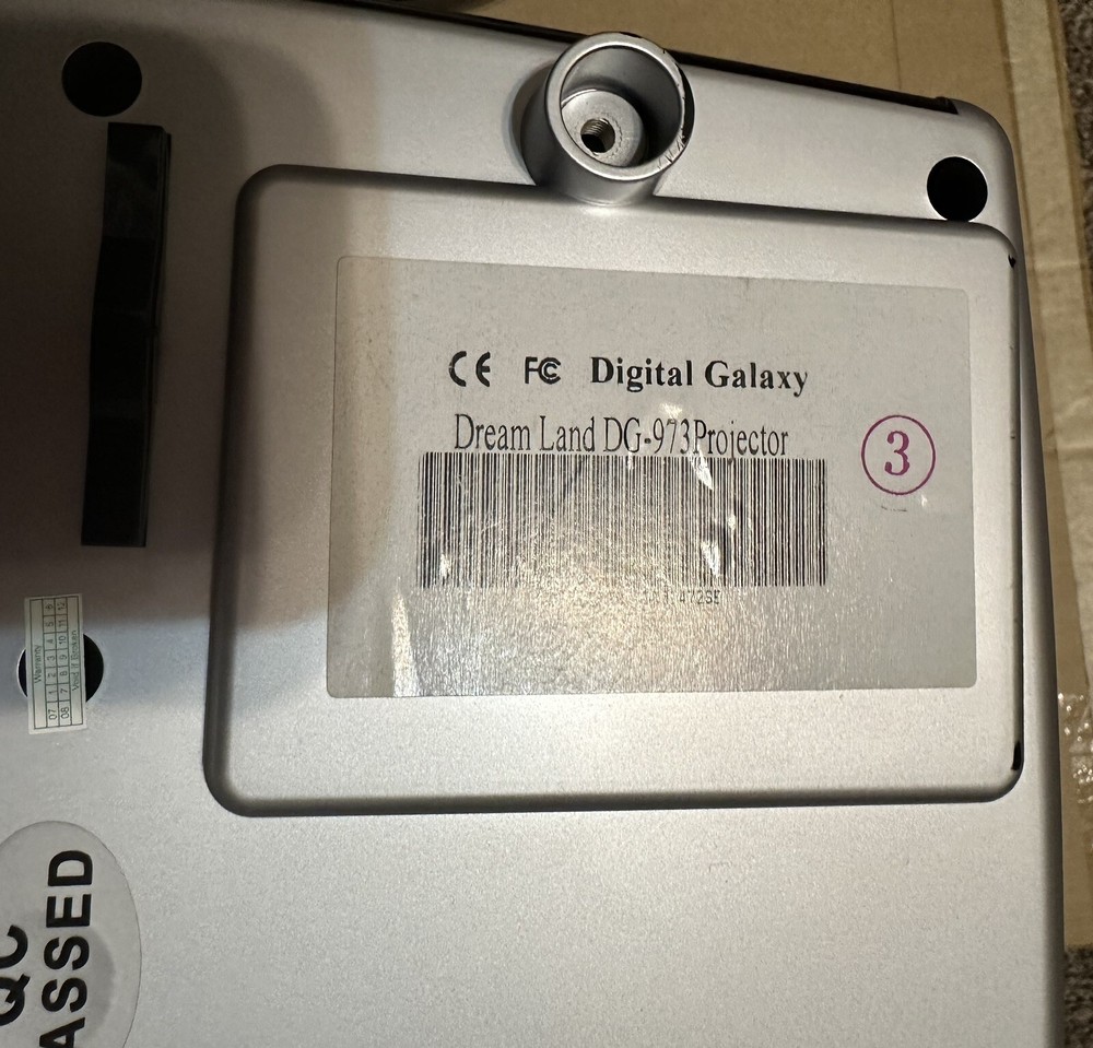 Digital Galaxy Dream Land DG-973 Projector Tested