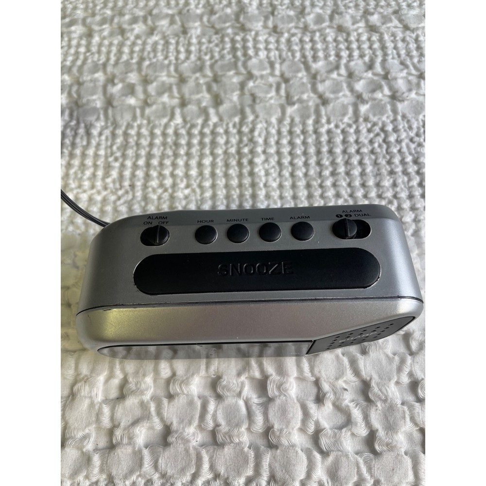 Sharp Dual Alarm Clock Silver 5.5" SKU 2775