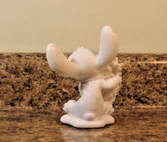 Disney Stitch Design A Vinyl Art Activity Set Includes 3 Markers