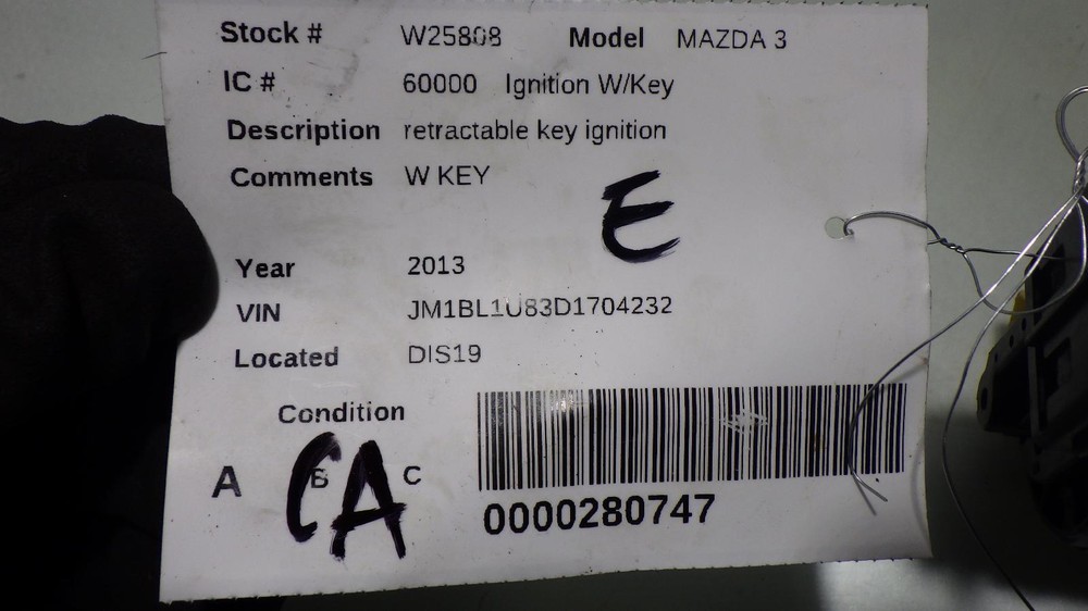 13 MAZDA 3 Ignition W/Key