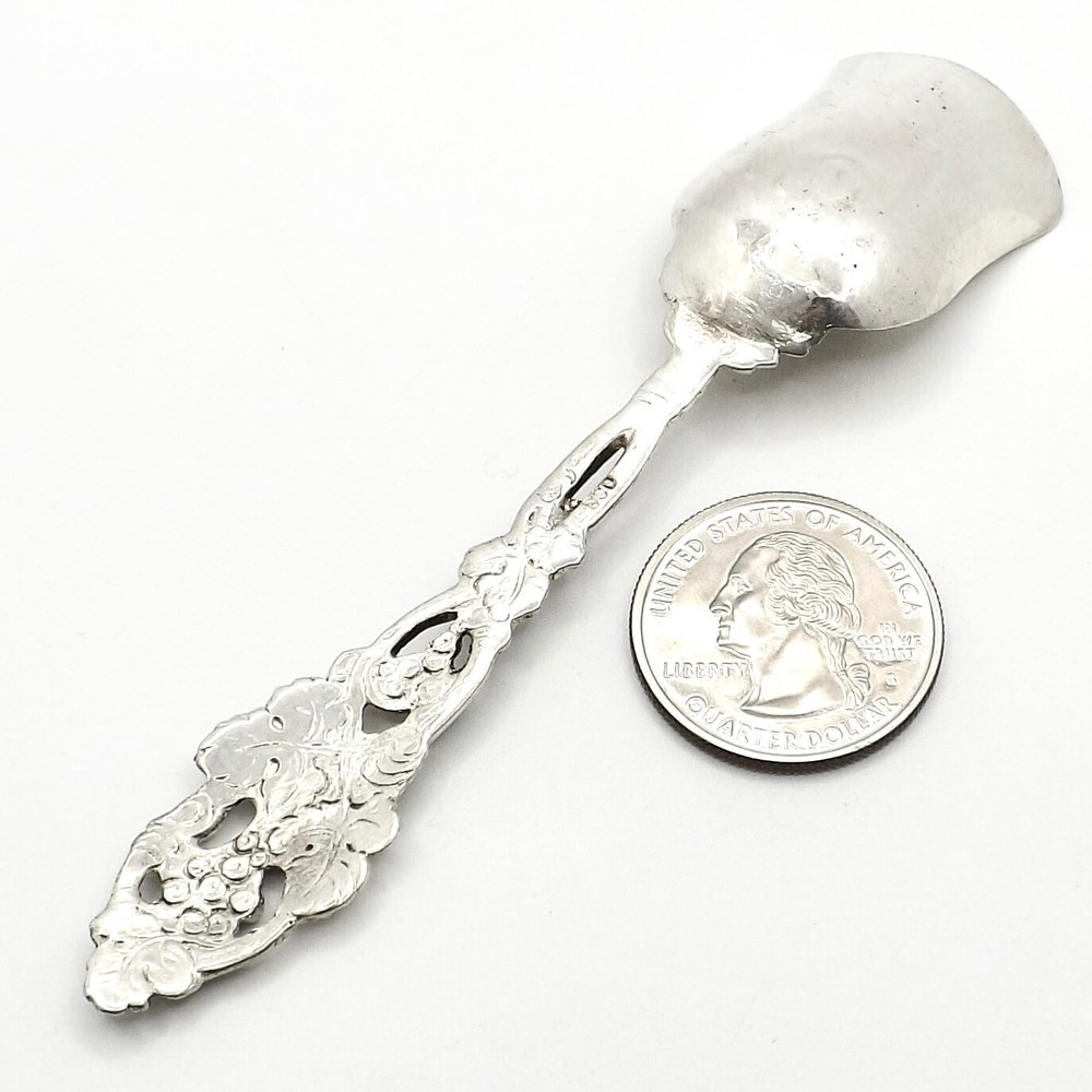 Antique German 800 Silver Grape Vine Sugar Scoop Spoon Shell