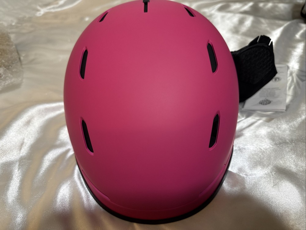 New Outdoor Master Helmet Size L