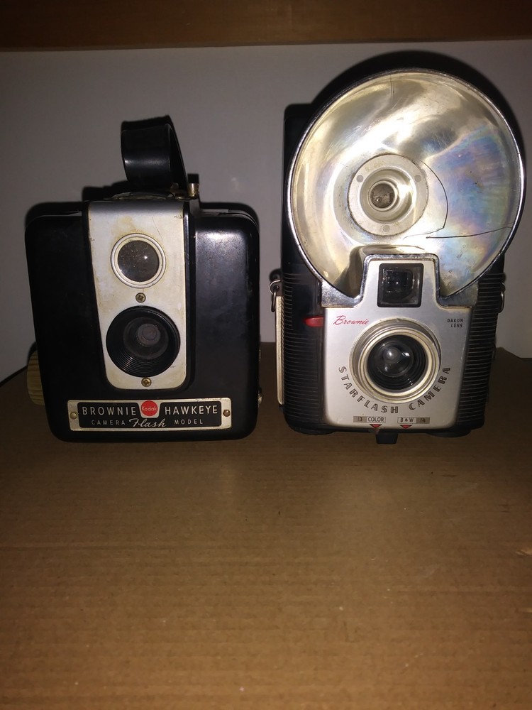 Kodak Brownie Hawkeye Flash & Starflash - Untested