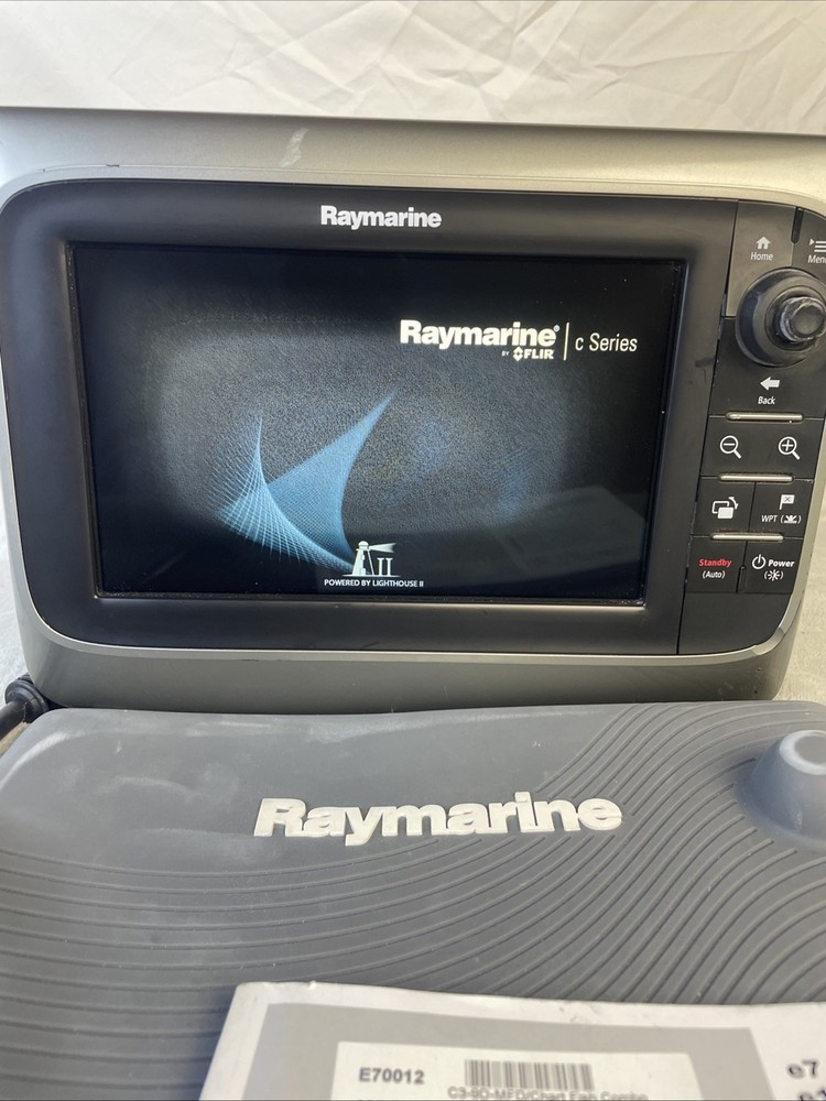 Raymarine c95 GPS Chartplotter Multifunction Display E70012 With Suncover