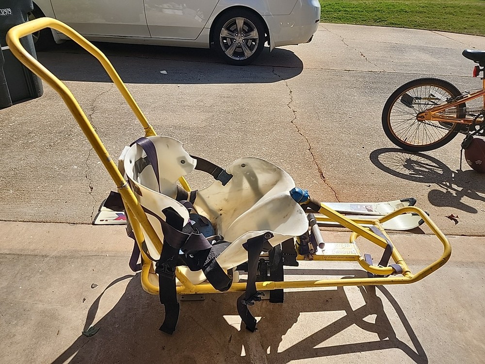 Bi-Unique Adaptive Sit Ski -Large, Used