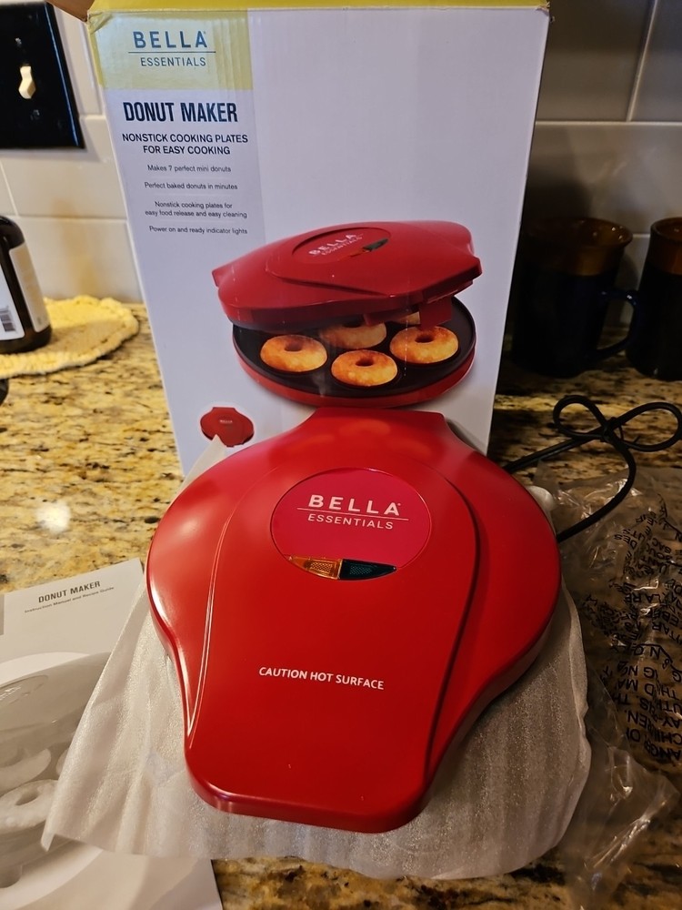 Bella Donut Maker Machine  NEW,  Complete w/Instructions /Recipe Manual