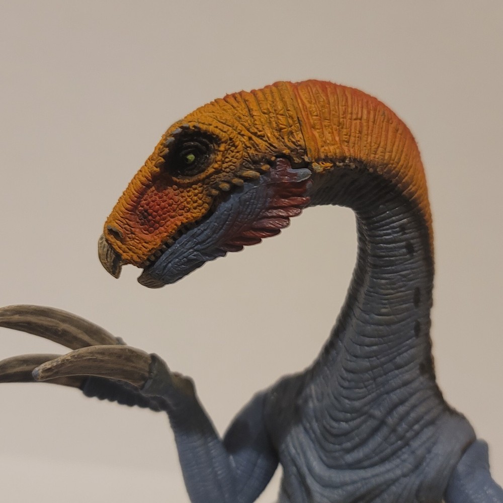 THERIZINOSAURUS - 2014 SCHLEICH 8" Dinosaurs Replica