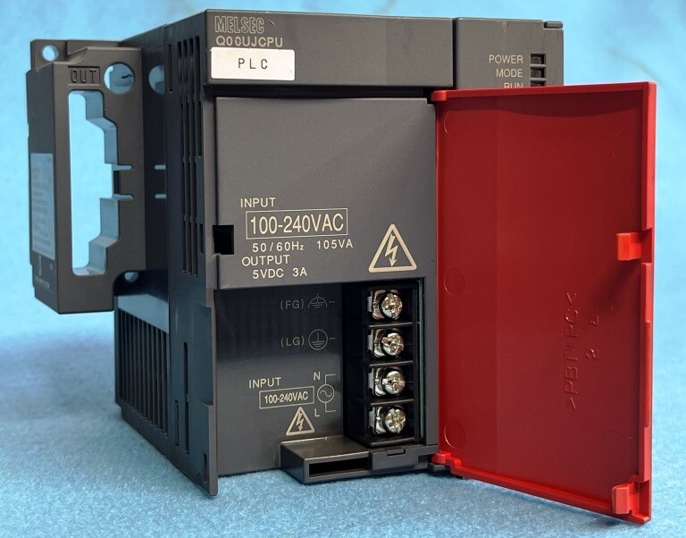 MITSUBISHI CPU UNIT, Q00UJCPU, 100-240 VAC INPUT, 5 VDC/3A OUTPUT