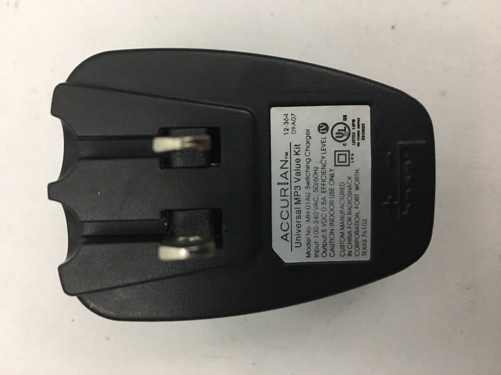 ACCURIAN MP3 VALUE KIT CHARGER