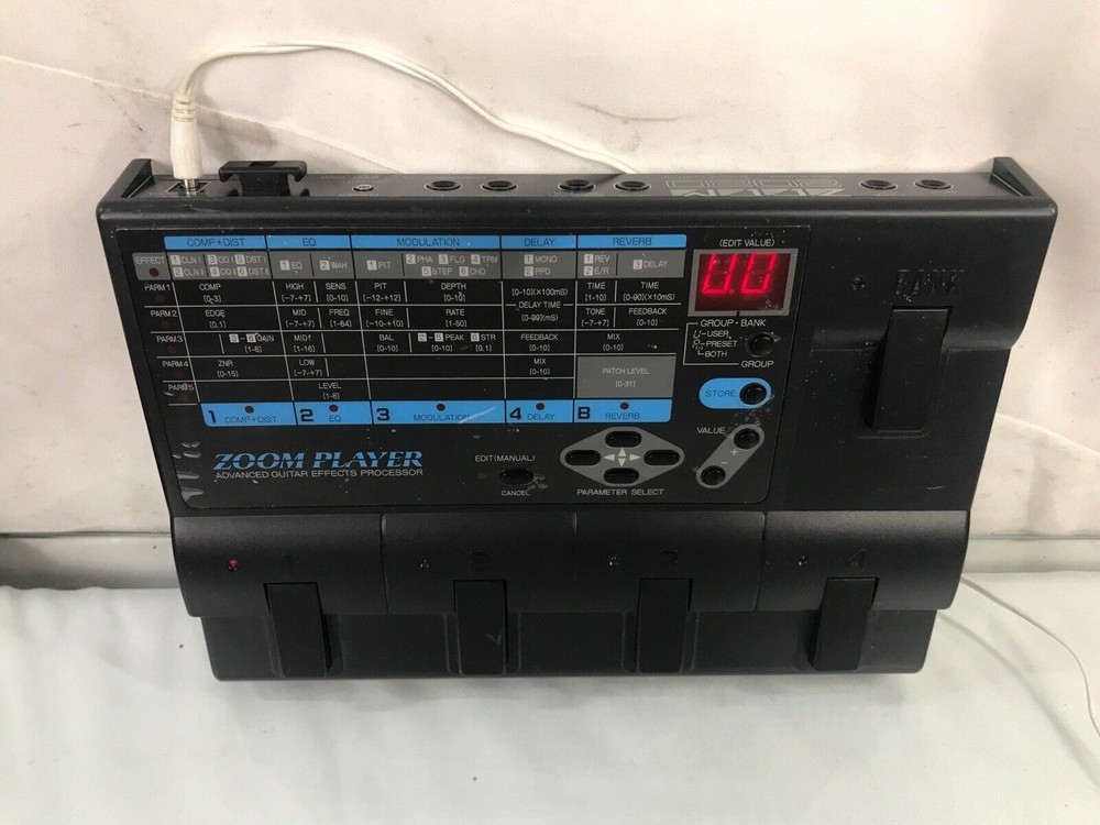 Zoom Player 2020 Guitar Multi Effects Processor