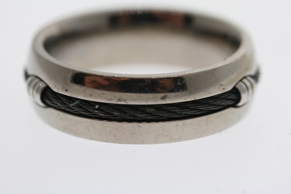 Titanium Black Cable Inlay 7mm Band Ring