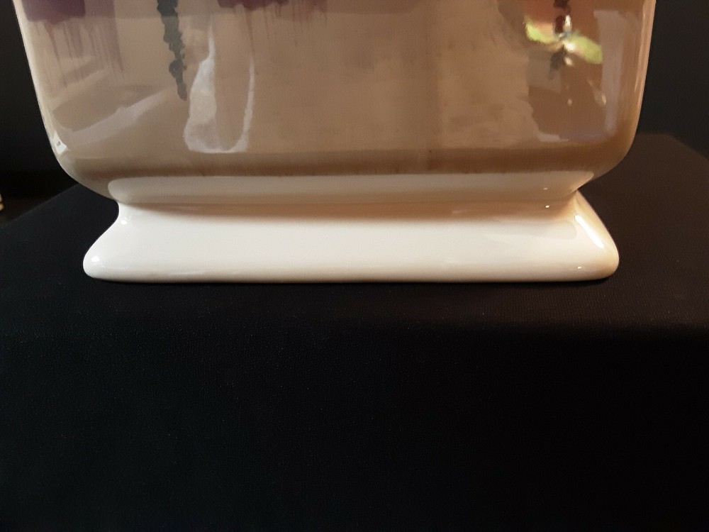 Horizons Tissue Box Cover Hand Painted Bath Accessories