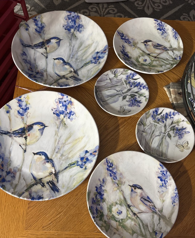 Certified international Plate Set By Suzan Winget