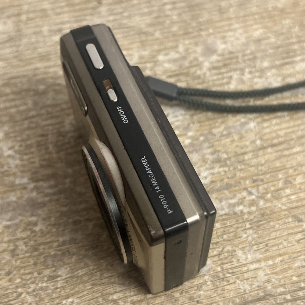 Olympus U9010 Compact Digital Camera Untested, Grey/black