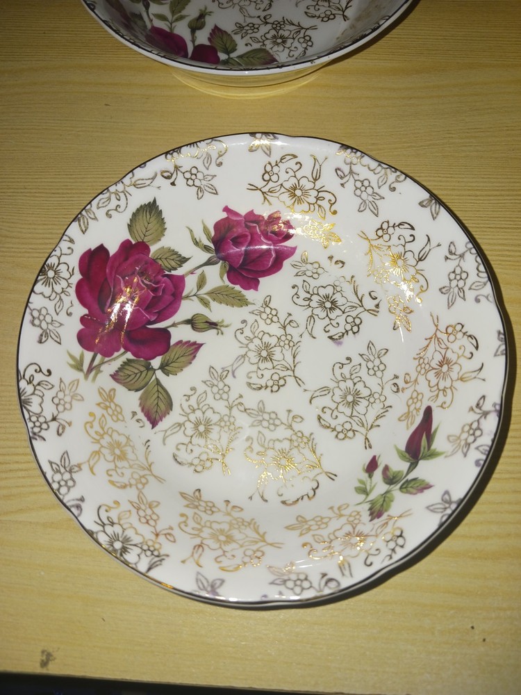 Rose/gold bone china bowl set